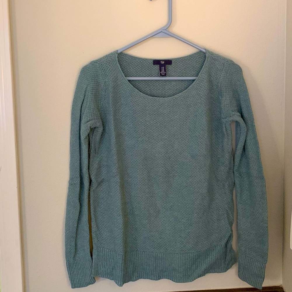 GAP Women’s Textured Sweater